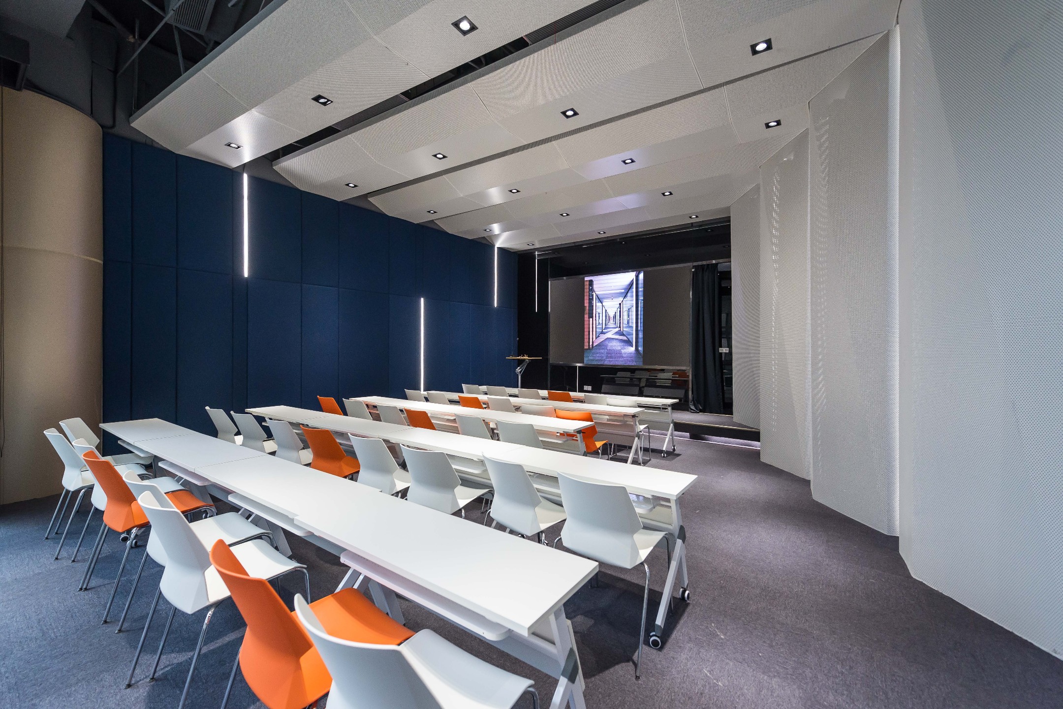 快易名商（虹橋萬(wàn)通中心）